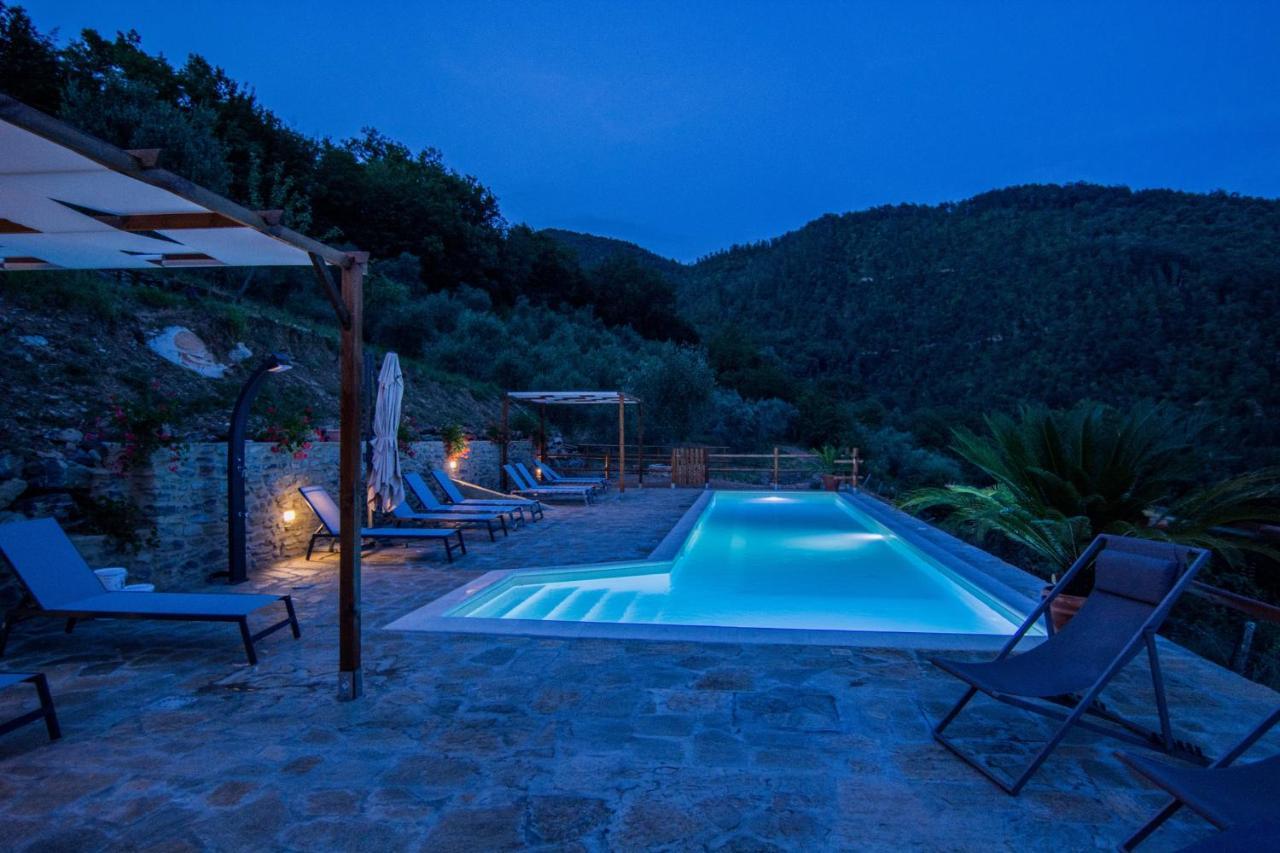 Agriturismo Casa Turchetti Comano  エクステリア 写真
