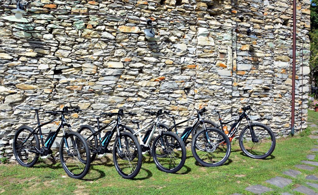 Agriturismo Casa Turchetti Comano  エクステリア 写真