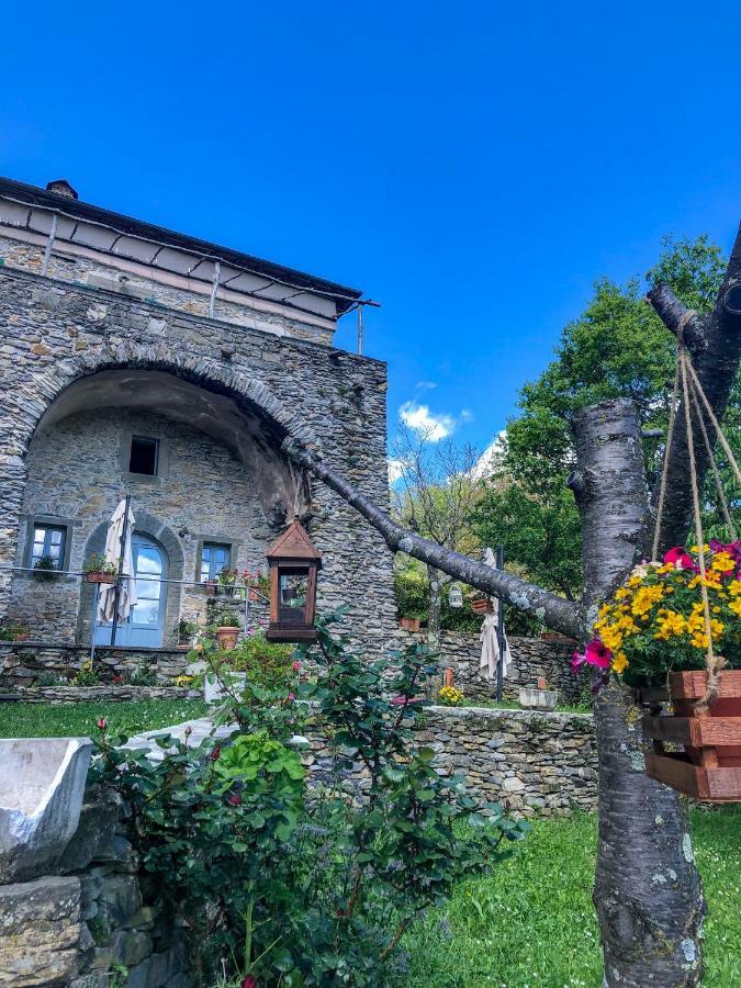 Agriturismo Casa Turchetti Comano  エクステリア 写真